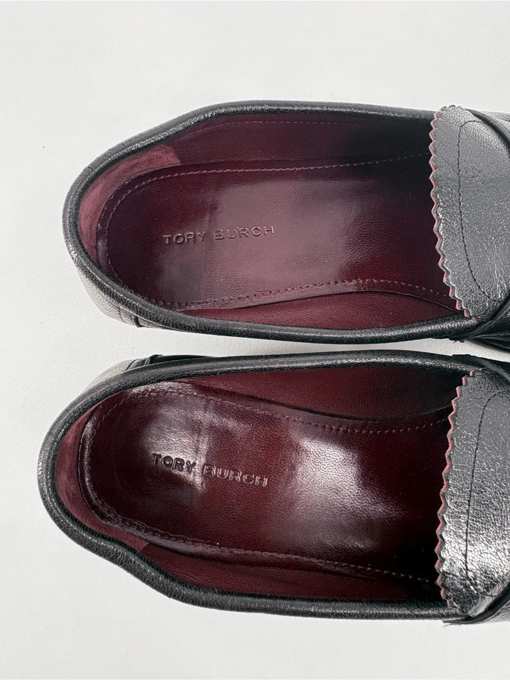 TORY BURCH Classic Loafers Black Leather Gold Double T 6.5